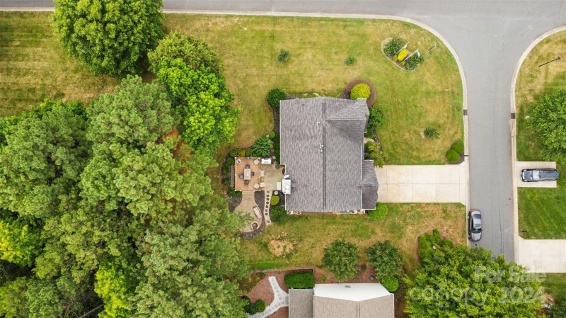 Property image 2 at 1202 E Arrow Lake Court, Fort Mill, SC 29707