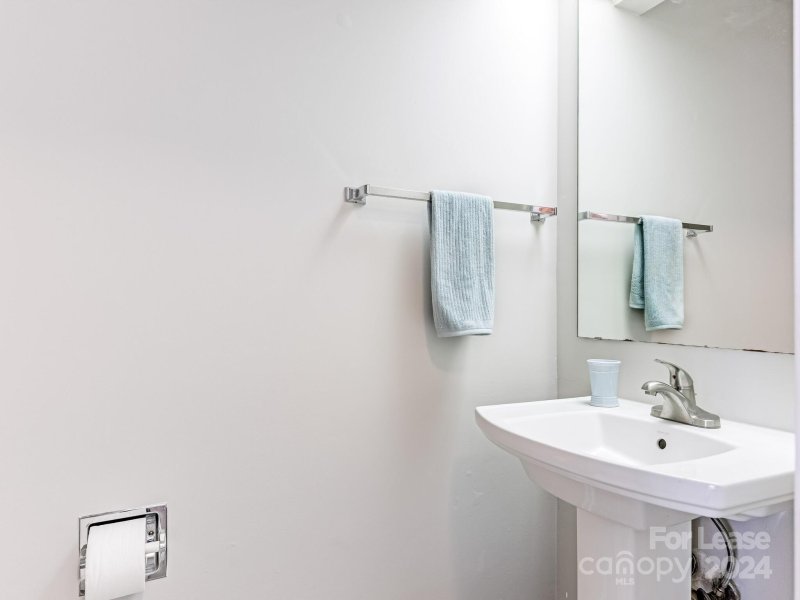 Property image 5 at 9318 Kings Falls Drive, Charlotte, NC 28210