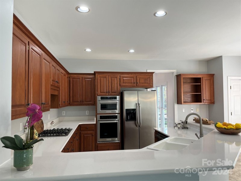 Property image 3 at 9111 Crofton Springs Drive, Charlotte, NC 28269