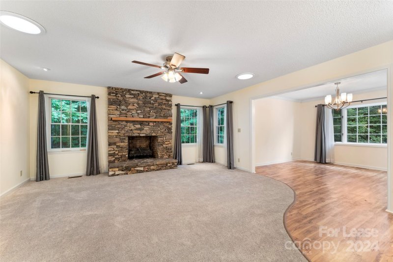 Property image 3 at 227 Sean Way, Hendersonville, NC 28792