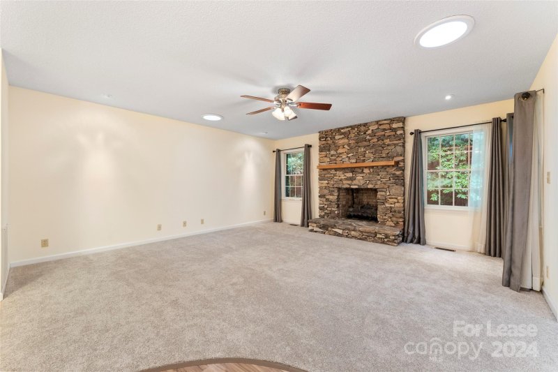 Property image 4 at 227 Sean Way, Hendersonville, NC 28792