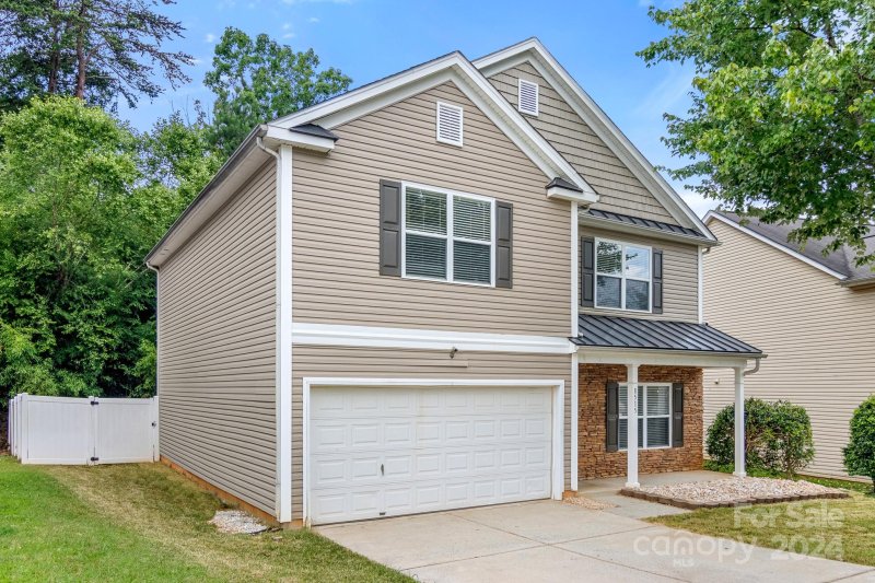 Property image 3 at 8515 Greenware Trail, Charlotte, NC 28269