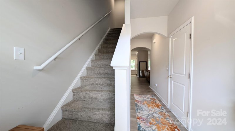 Property image 3 at 8033 Alderton Lane, Charlotte, NC 28215