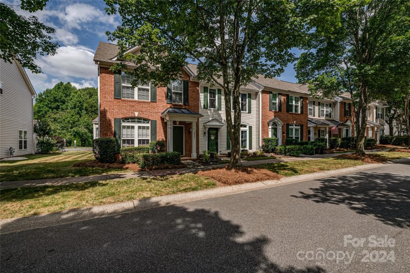 Property image 4 at 19045 Coachmans Trace, Cornelius, NC 28031