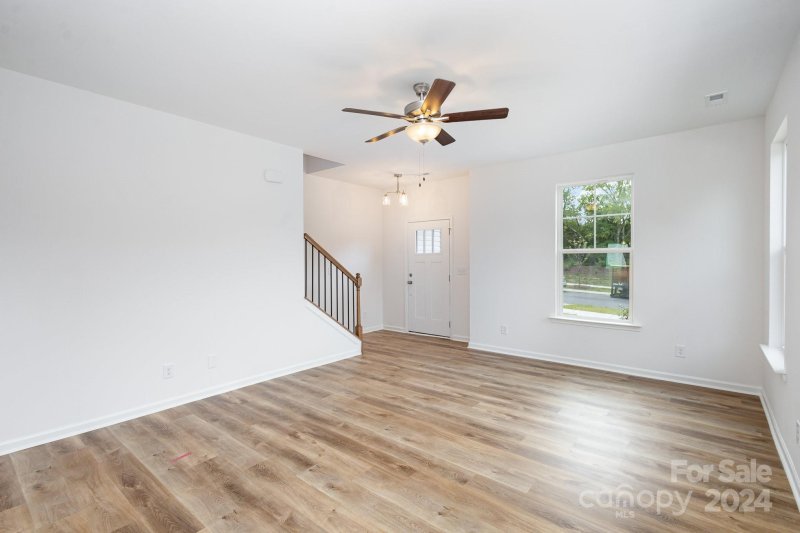 Property image 4 at 104 Baucom Street, Charlotte, NC 28216