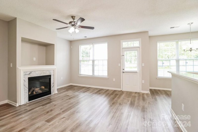 Property image 4 at 6820 Ayrshire Glen Place, Charlotte, NC 28273