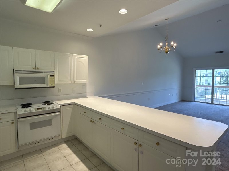 Property image 3 at 9335 Meadow Vista Road, Charlotte, NC 28213