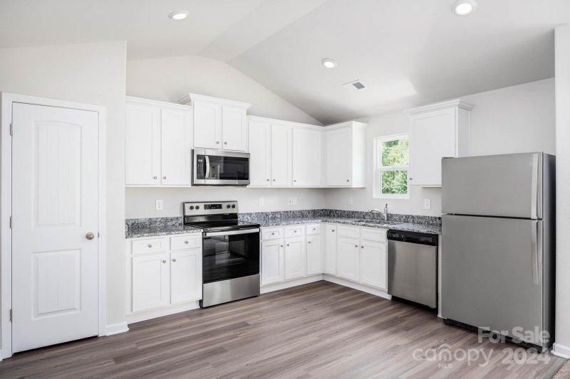 Property image 2 at 678 Lamorak Place, Richburg, SC 29729