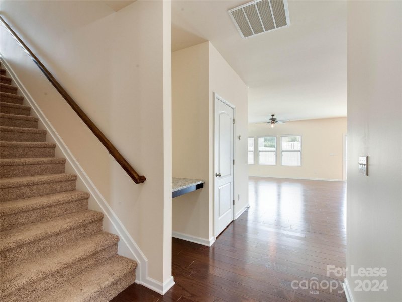 Property image 4 at 7817 Hereford Street, Charlotte, NC 28213