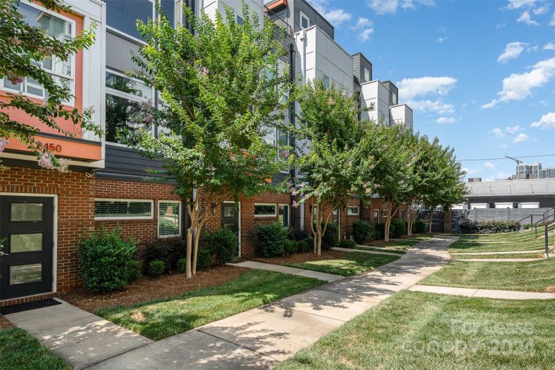 Property image 3 at 2446 Brelade Place, Charlotte, NC 28203