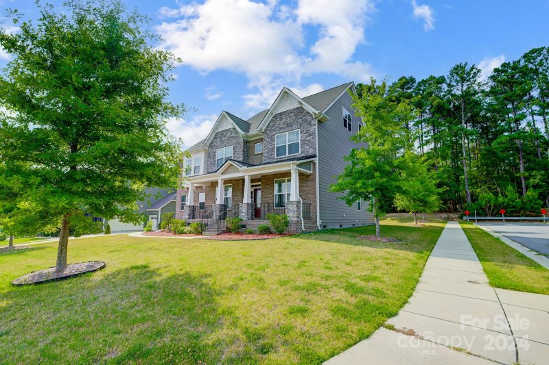 Property image 3 at 14027 Derby Farm Lane, Charlotte, NC 28278