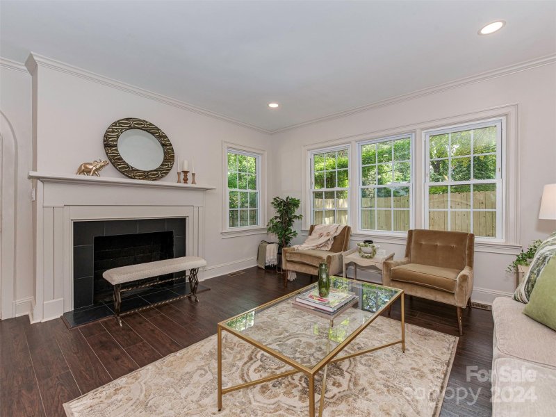 Property image 4 at 2026 Mandarin Boulevard, Charlotte, NC 28205