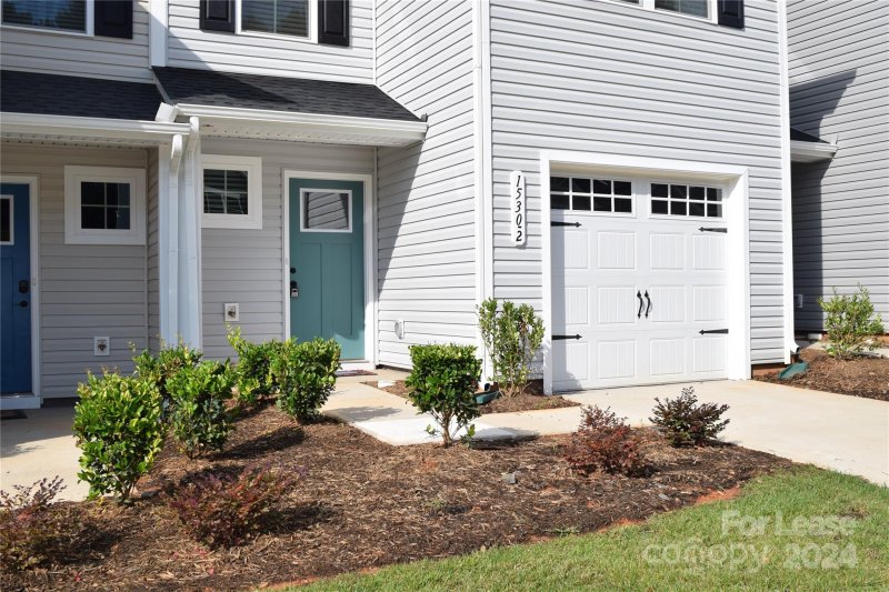 1530 39th Avenue Loop