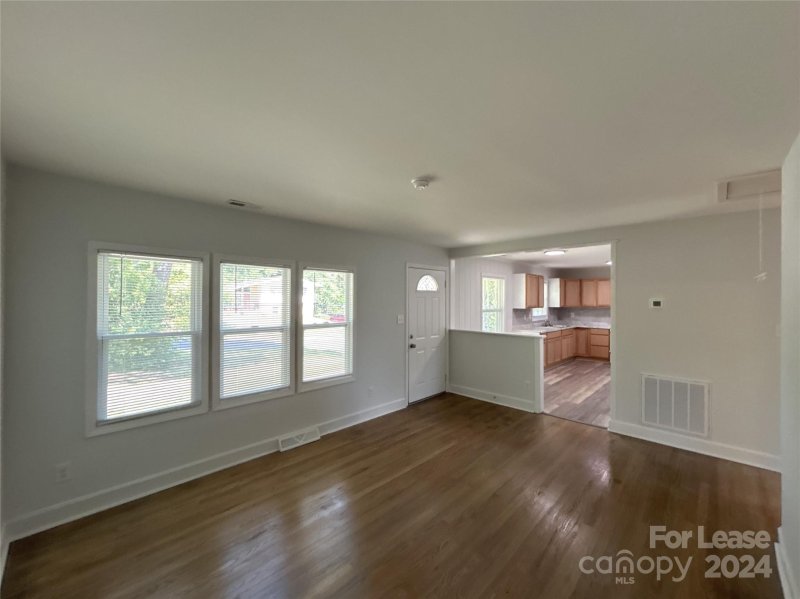 Property image 2 at 7430 Briardale Drive, Charlotte, NC 28212