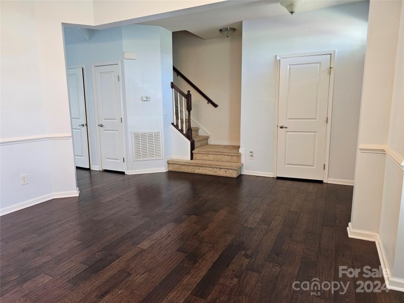 Property image 5 at 9216 Lenox Pointe Drive, Charlotte, NC 28273