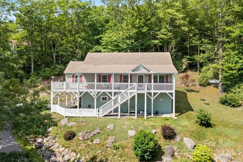 Property image 2 at 7238 Knoll Road, Newland, NC 28657