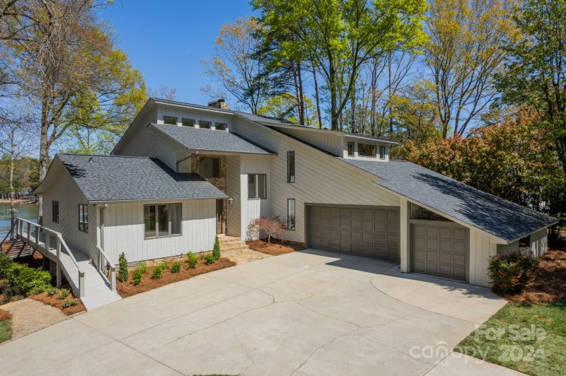 Property image 3 at 114 Stonemarker Road, Mooresville, NC 28117