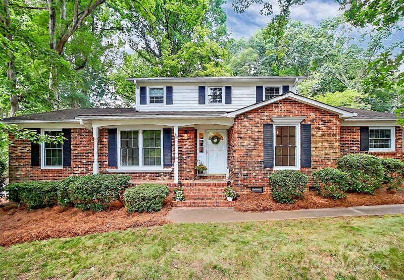 Property image 2 at 6614 Fair Lawn Road, Charlotte, NC 28215