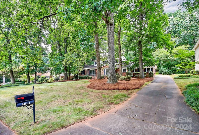 Property image 4 at 6614 Fair Lawn Road, Charlotte, NC 28215
