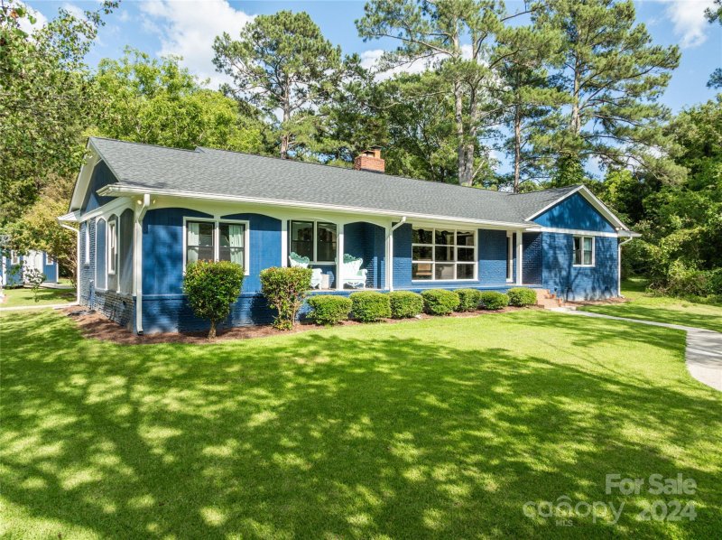 Property image 2 at 441 Lakeside Drive, Rock Hill, SC 29730