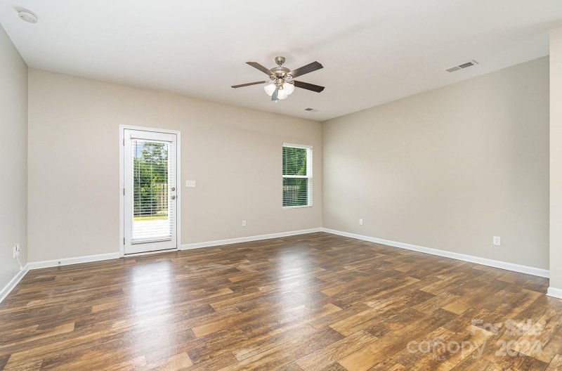 Property image 4 at 110 Neel Ranch Road, Mooresville, NC 28115