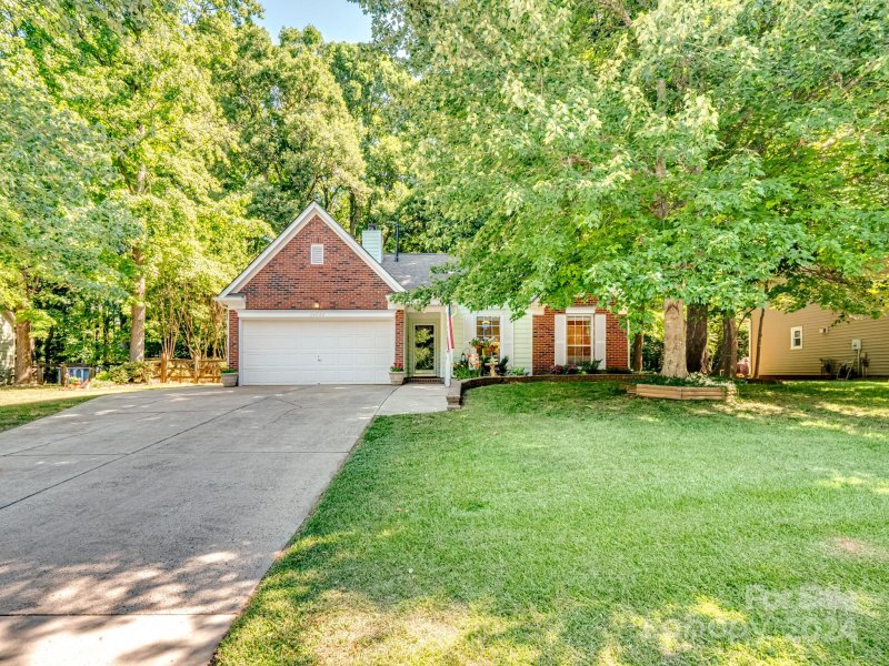 16242 Amber Field Drive