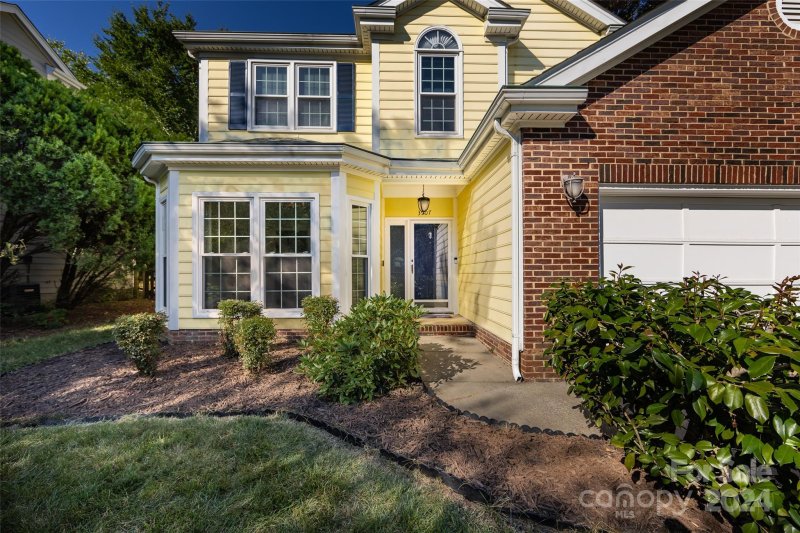 Property image 3 at 3907 Yorkford Drive, Charlotte, NC 28269