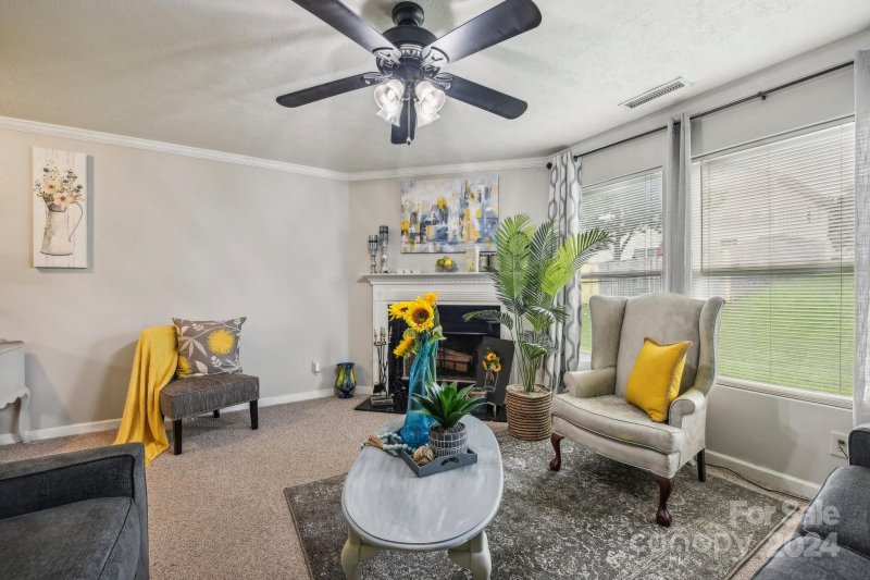 Property image 5 at 2130 Pawpaw Lane, Charlotte, NC 28269