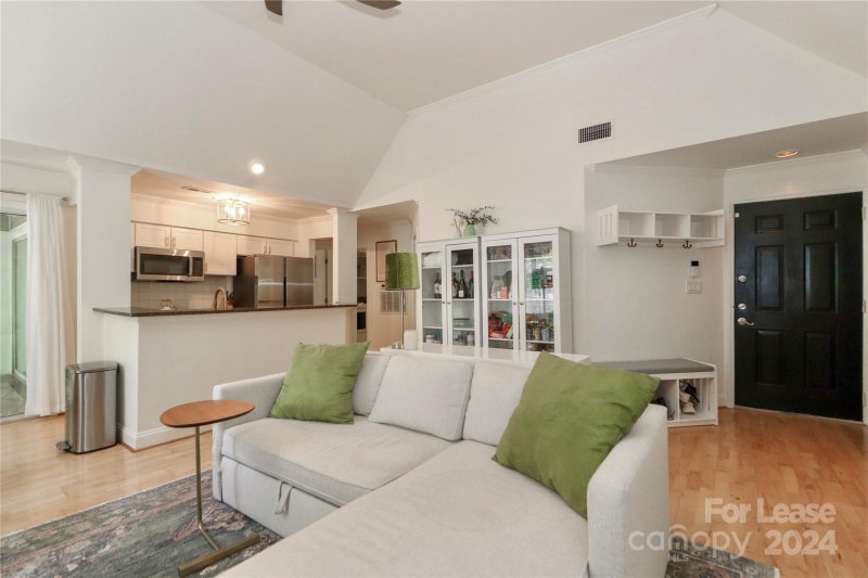 Property image 3 at 2508 Cranbrook Lane, Charlotte, NC 28207