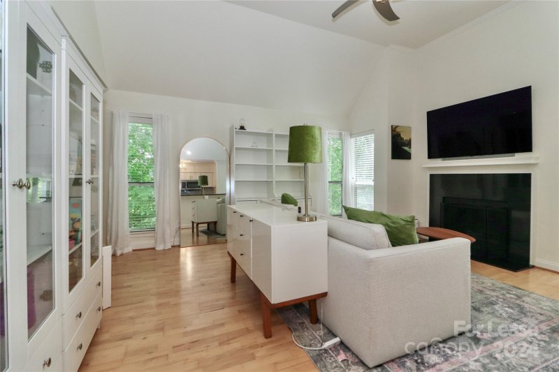 Property image 5 at 2508 Cranbrook Lane, Charlotte, NC 28207