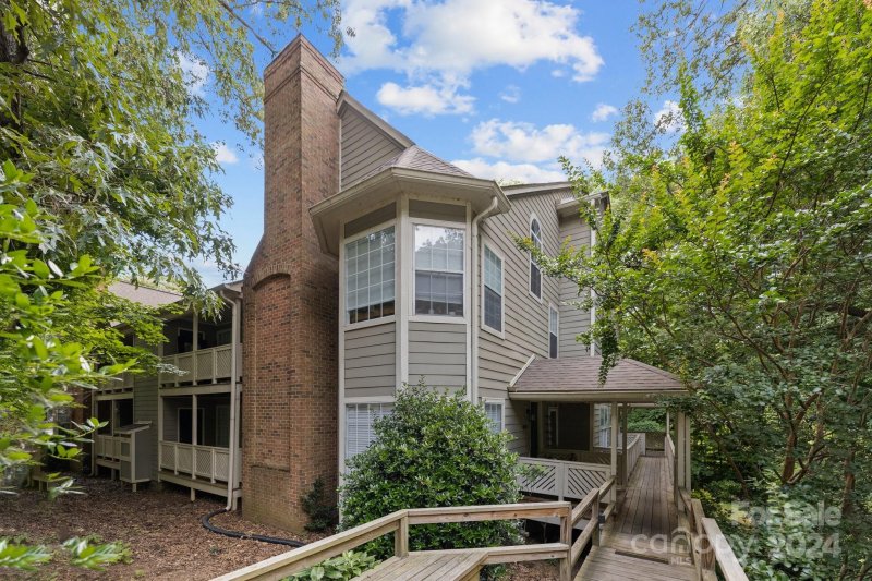 Property image 3 at 6500 Clavell Lane, Charlotte, NC 28210