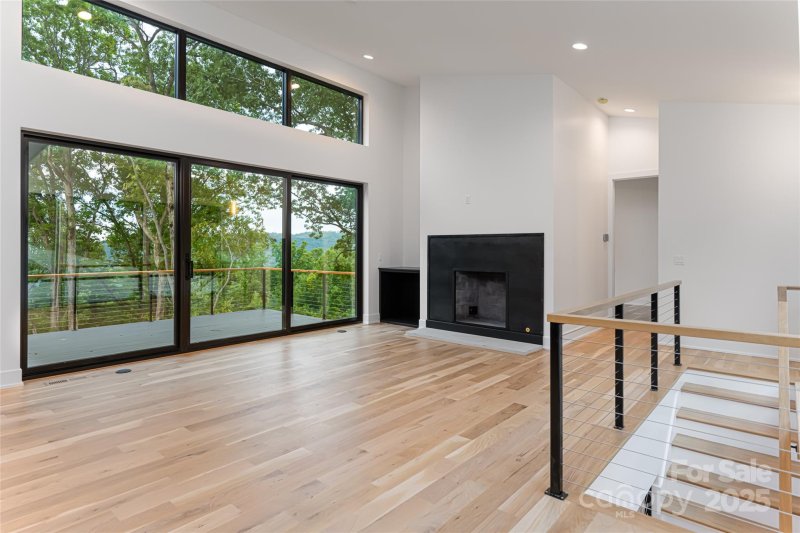 Property image 5 of 751 New Sprout Lane in Sprout, Hendersonville, NC 28792