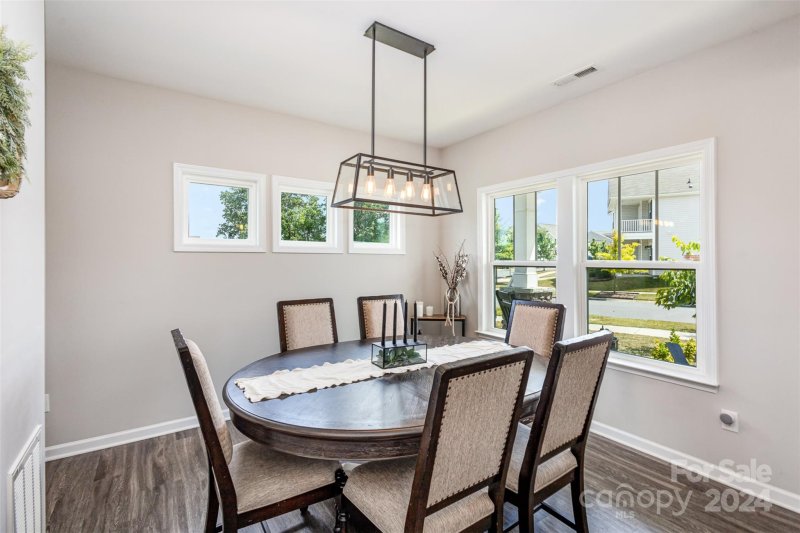 Property image 4 at 4015 Farmington Ridge Parkway, Charlotte, NC 28213