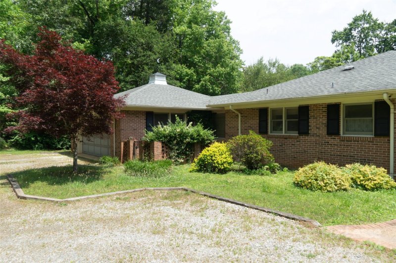 Property image 4 at 974 Hooper Creek Road, Tryon, NC 28782