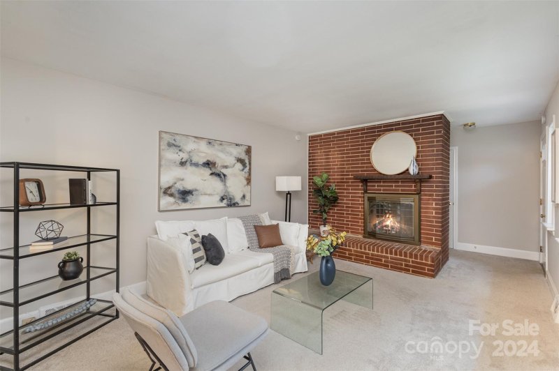 Property image 4 at 1820 Lansdale Drive, Charlotte, NC 28205