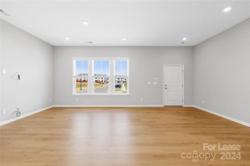 Property image 5 at 9161 Harwen Lane, Charlotte, NC 28215