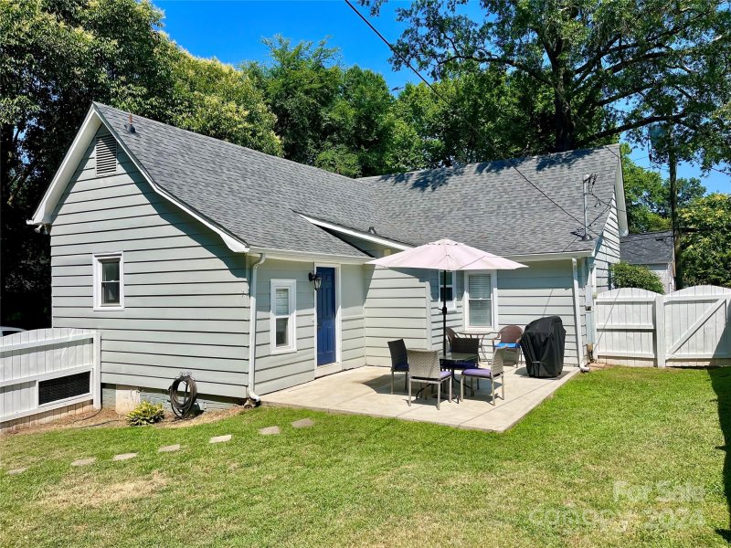 Property image 2 at 219 Moore Drive, Concord, NC 28025