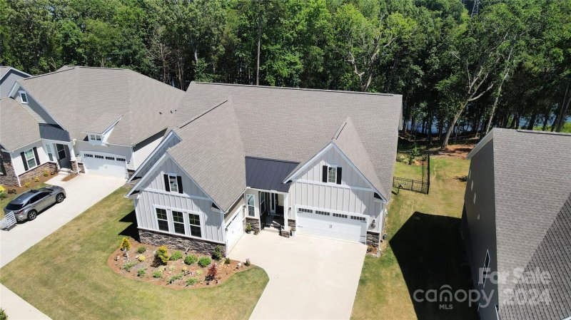 Property image 2 at 5304 Chegall Crossing Way, Mount Holly, NC 28120