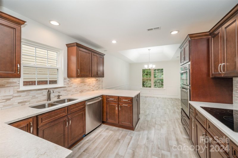 Property image 4 at 121 Keswick Lane, Mooresville, NC 28117