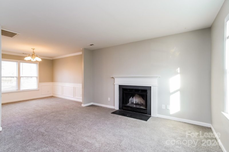 Property image 4 at 7729 Bridle Court, Charlotte, NC 28216