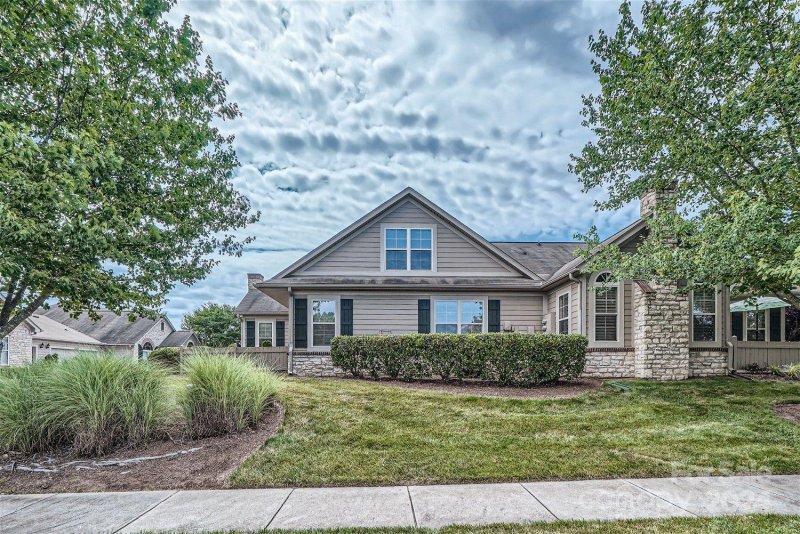 Property image 2 at 2348 Coltsview Lane, Matthews, NC 28105