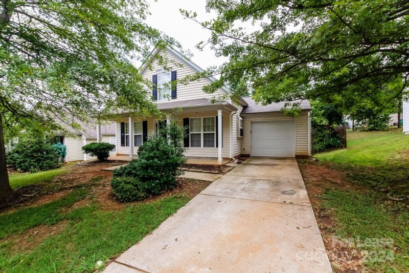 Property image 2 at 234 Winding Canyon Drive, Charlotte, NC 28214