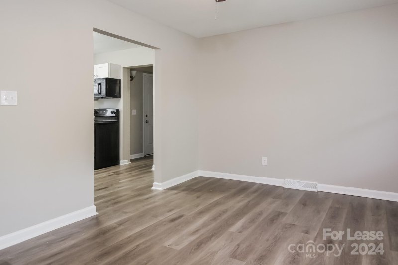 Property image 3 at 5520 The Plaza Road, Charlotte, NC 28215