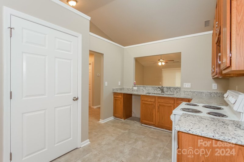 Property image 5 at 11212 Dulin Creek Boulevard, Charlotte, NC 28215