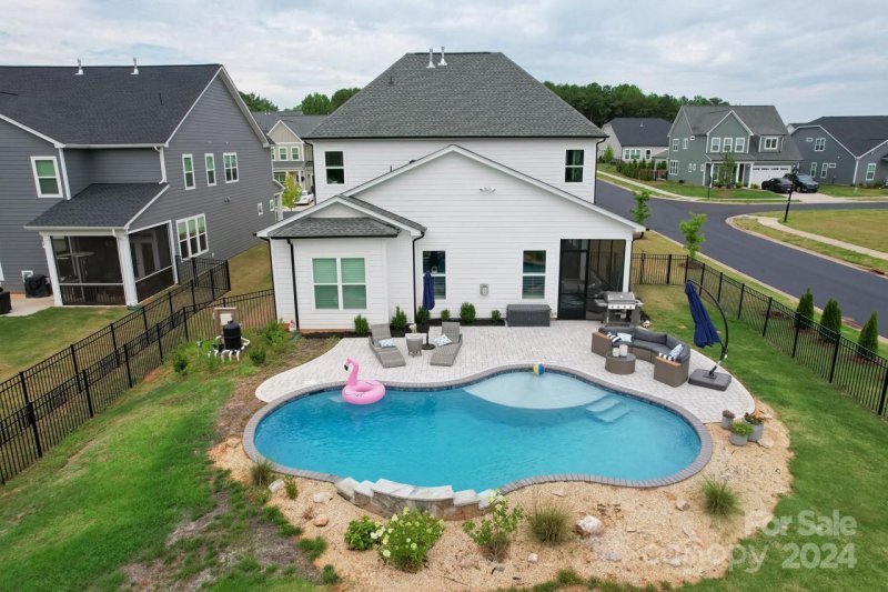 Property image 2 at 1274 Rae Court, Denver, NC 28037