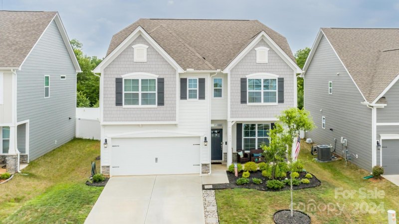 Property image 2 at 133 Candlelight Way, Mooresville, NC 28115