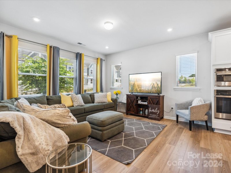 Property image 4 at 119 Berkeley Avenue, Mooresville, NC 28117