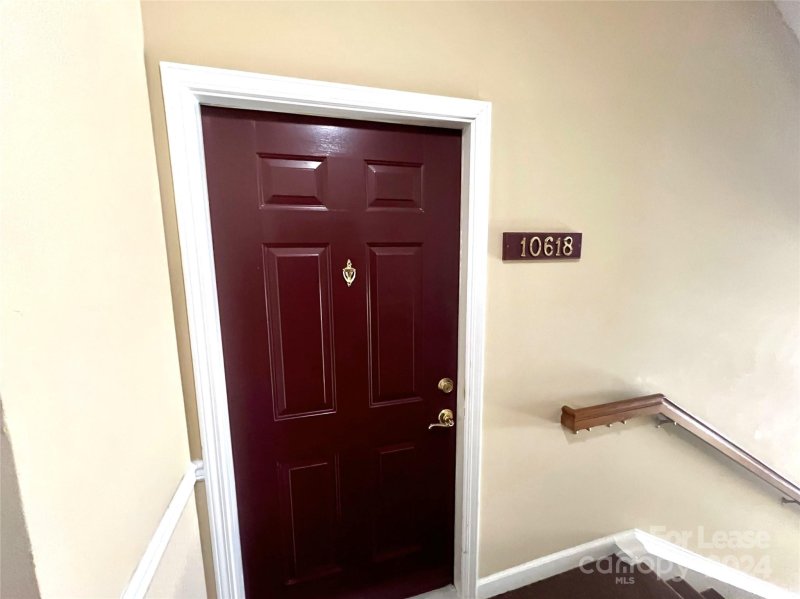 Property image 2 at 10618 Hill Point Court, Charlotte, NC 28262