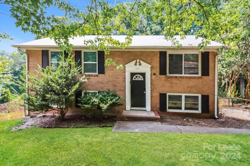 1450 Green Circle Drive