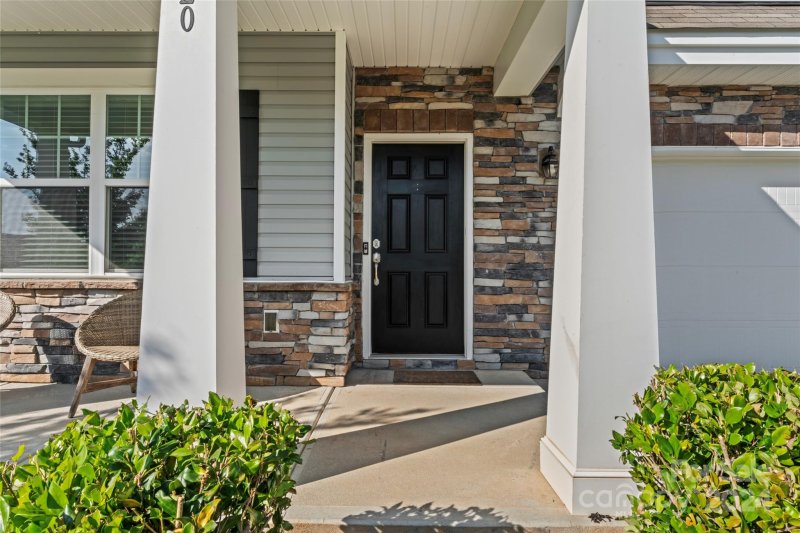 Property image 3 at 120 Mackinac Drive, Mooresville, NC 28117